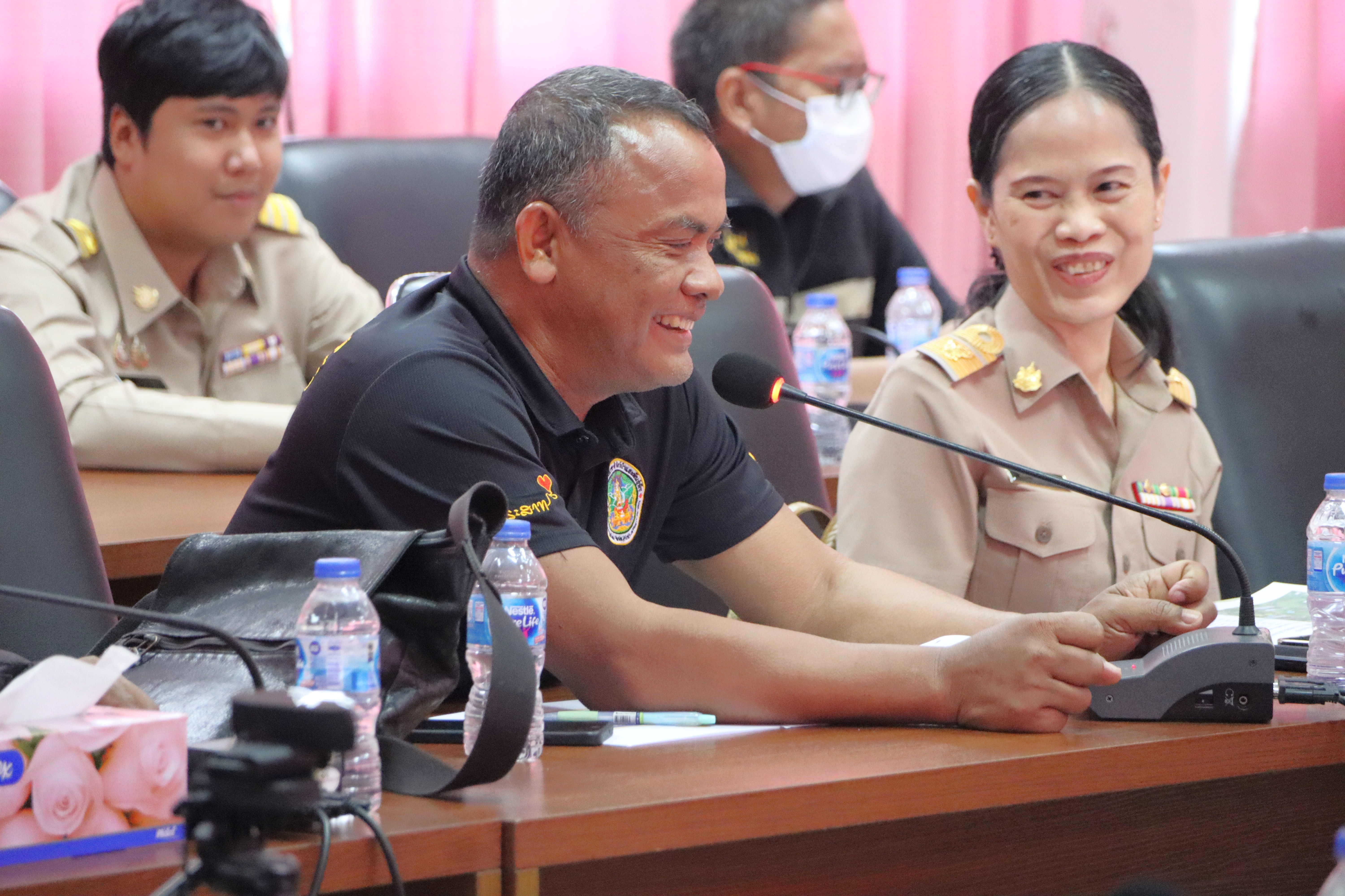แขวงฯนราธิวาส ร่วมประชุมหารือเพื่อการดำเนินโครงการไฟฟ้าส่องสว่างบนถนนทางหลวงหมายเลข 4066 สายเขายือลาแป อำเภอยี่งอ และอำเภอรือ
